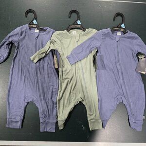 Modern moments by Gerber gender bundle Size 3-6 Months